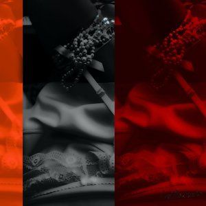 Indenpedence for Women: Artist Clothing